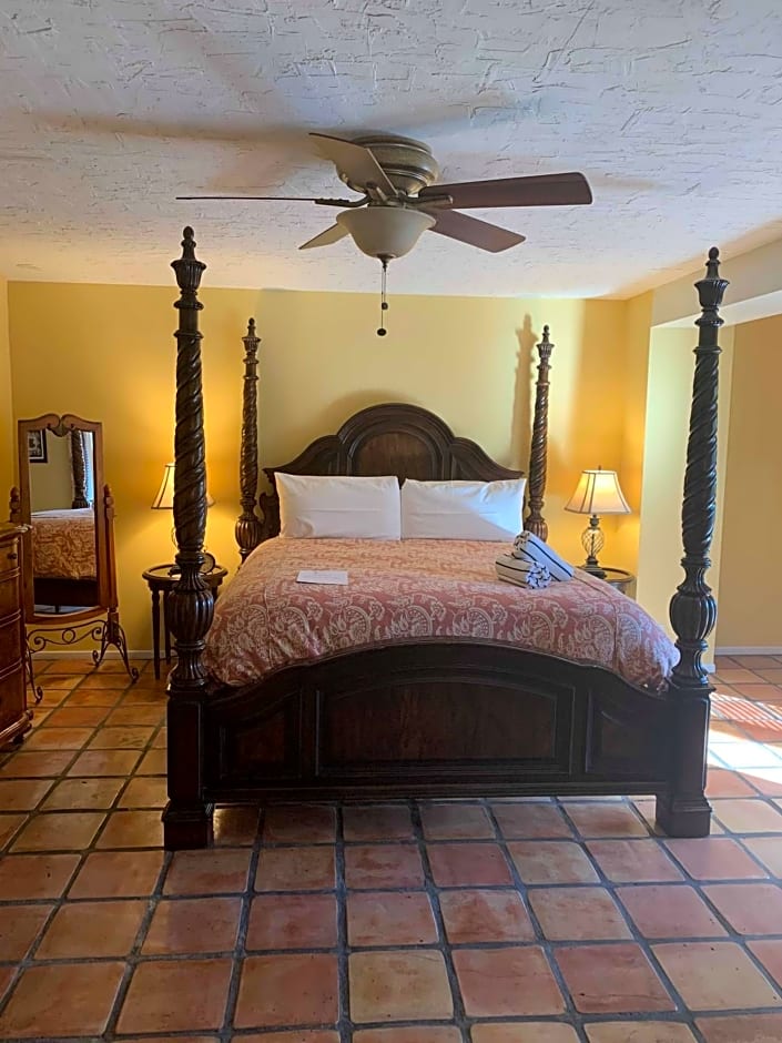 La Maison Hotel - Adults Only
