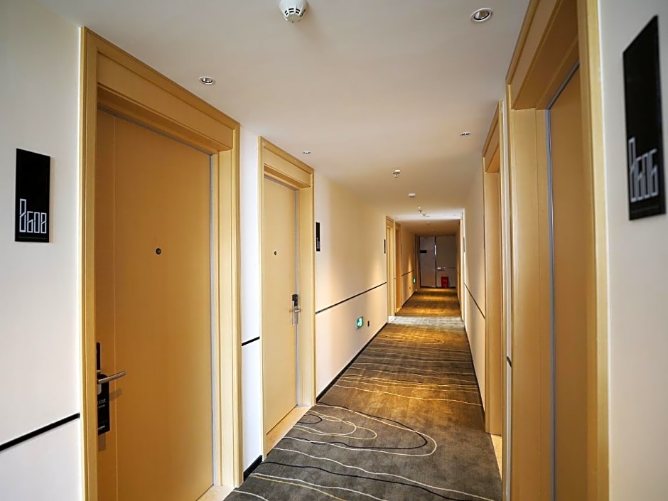 City Comfort Inn Ganzhou Railway Station Huadong City