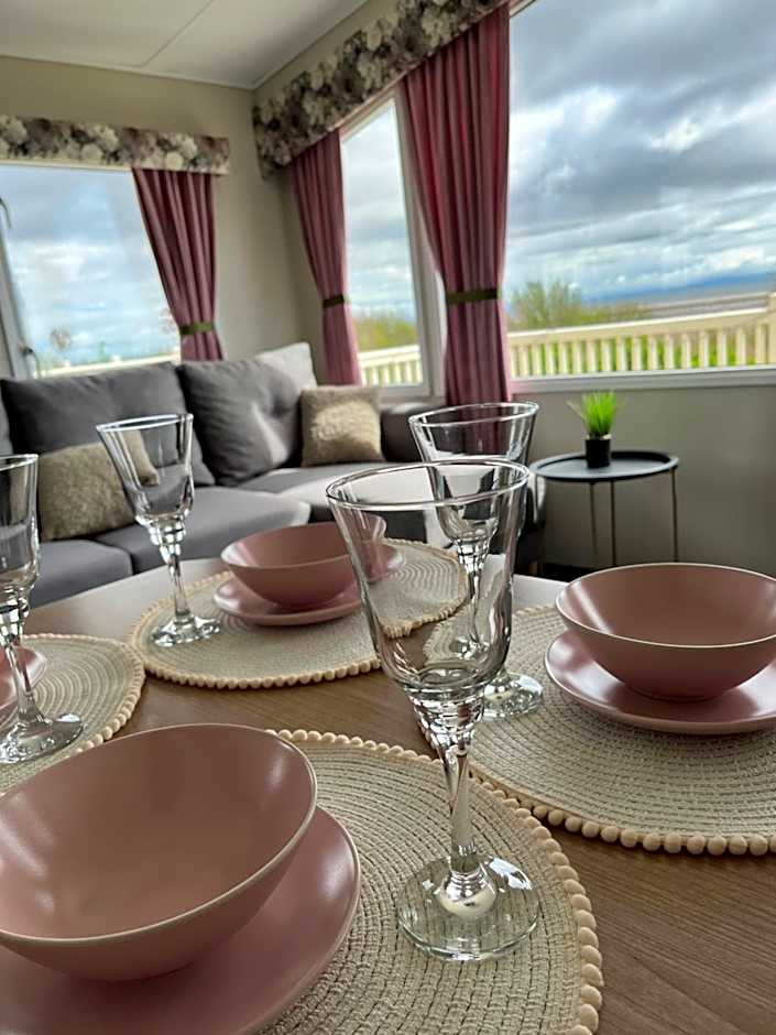 Marianne Bay - Southerness Caravan Park with Sea View - Pet Friendly