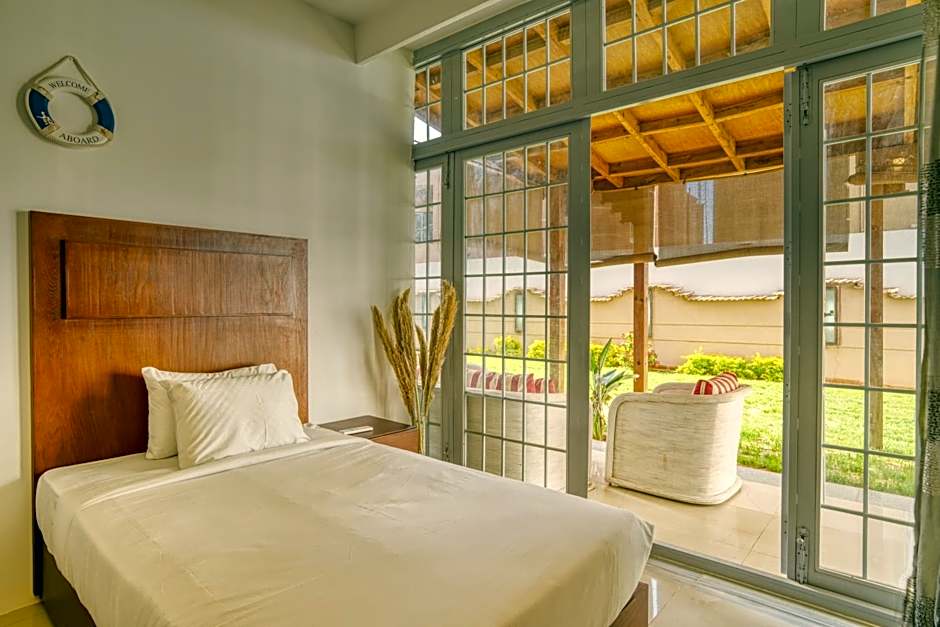 Spacious Garden Duplex near JW Marriott