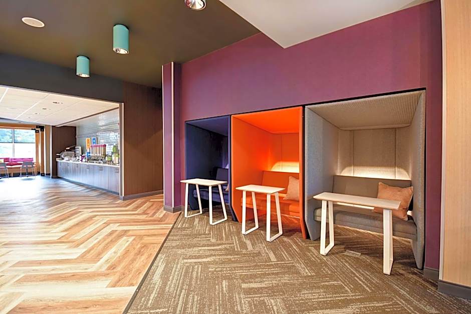 Tru by Hilton Louisville Airport, KY