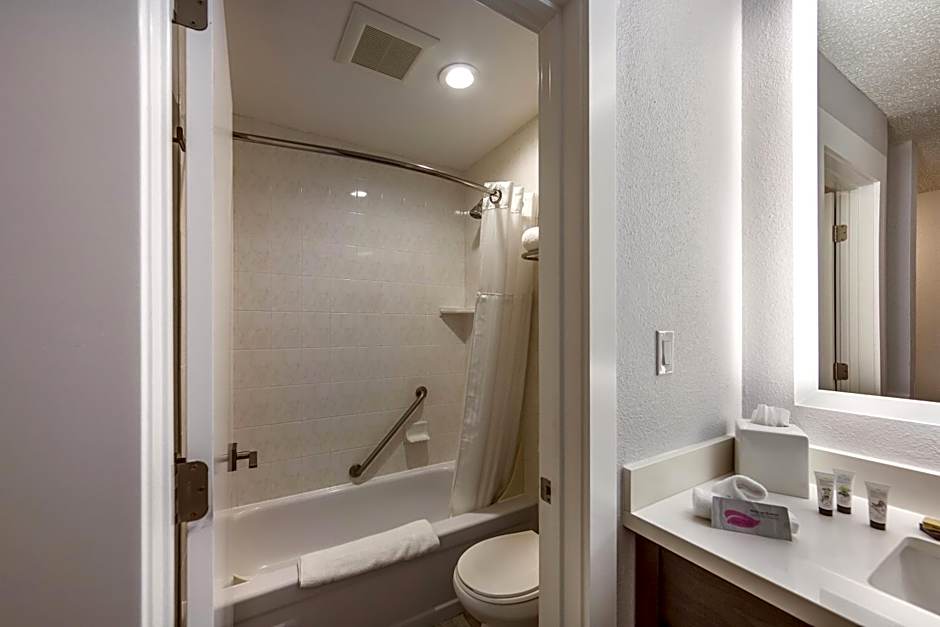 Red Lion Inn & Suites Grants Pass