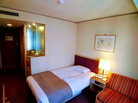 Triple Room - Smoking