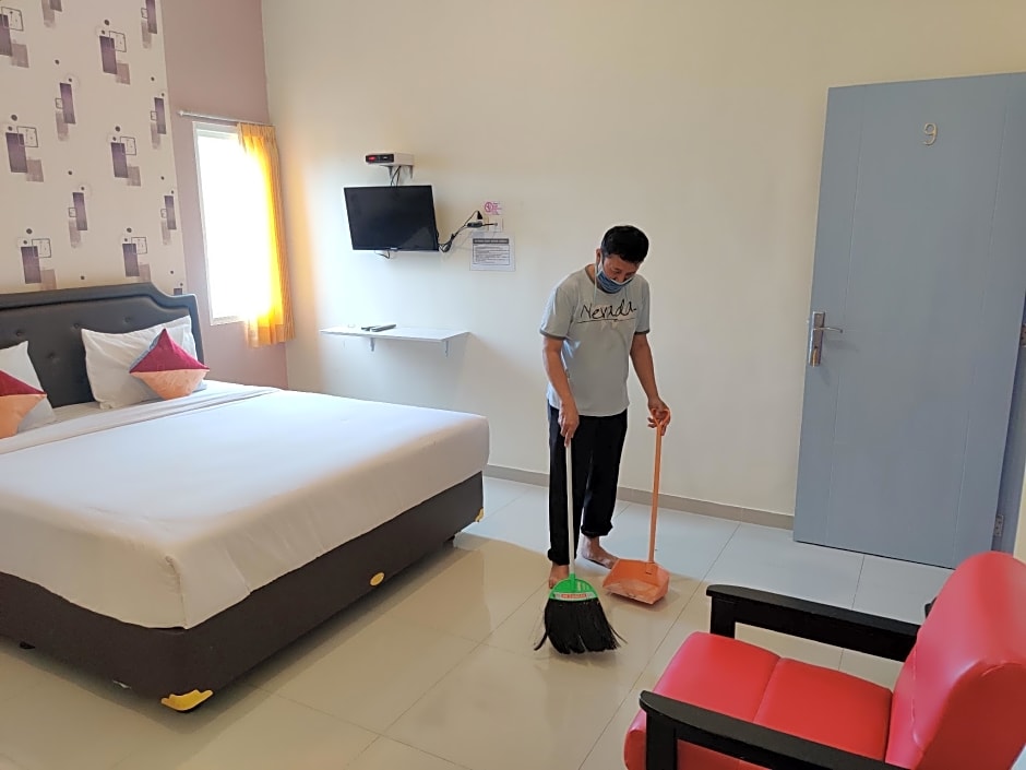 Ayuning Guest House Syariah Semarang Mitra RedDoorz