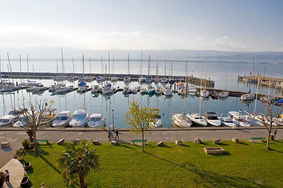 Hôtel La Riviera Victoria