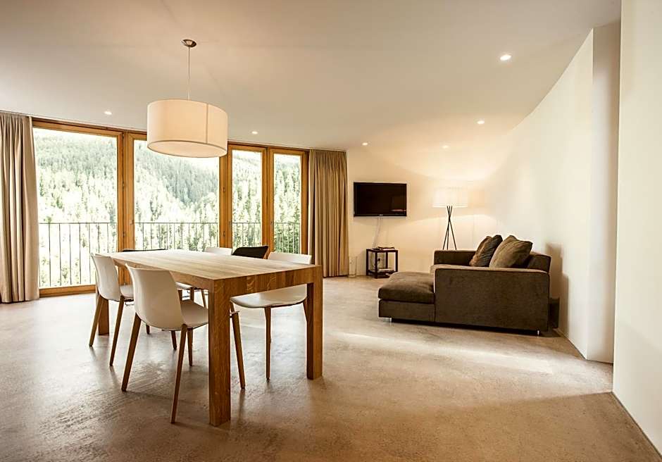 Hotel Arnica Scuol - Adults Only