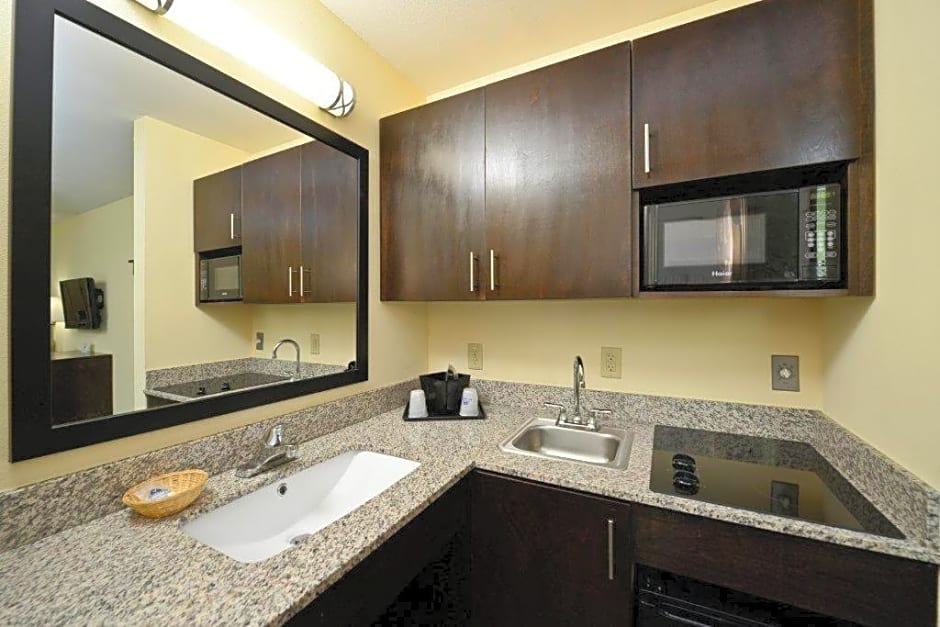 Americas Best Value Inn Lake Charles Interstate 210