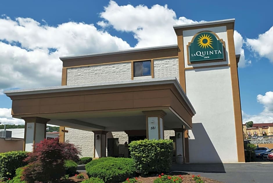 La Quinta Inn & Suites by Wyndham Binghamton - Johnson City