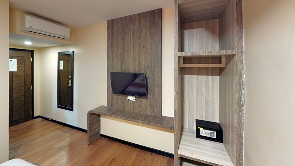 Paragon Nagoya Hotel Batam
