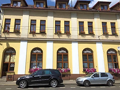 Hotel Max Simek