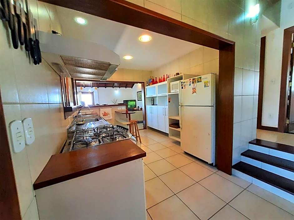 Casa e piscina privativa, vista para o mar em condomínio pé na areia