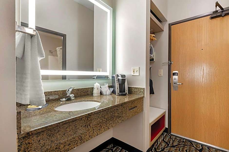 Best Western Plus Albert Lea I-90/I-35 Hotel