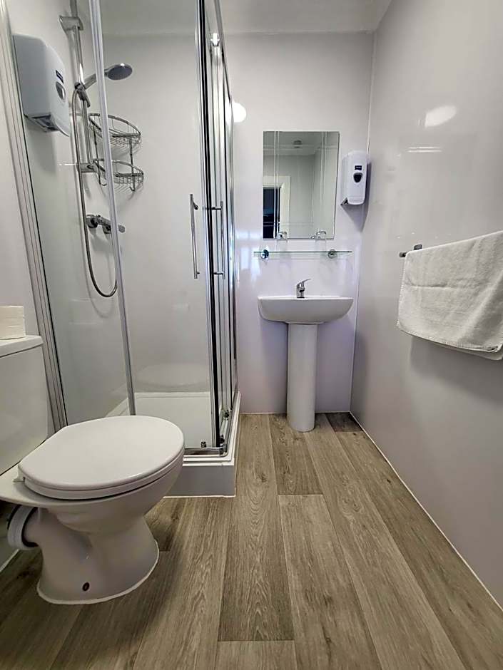 Beach Hotel Torbay B&B