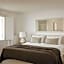 Aqua Luxury Suites Santorini