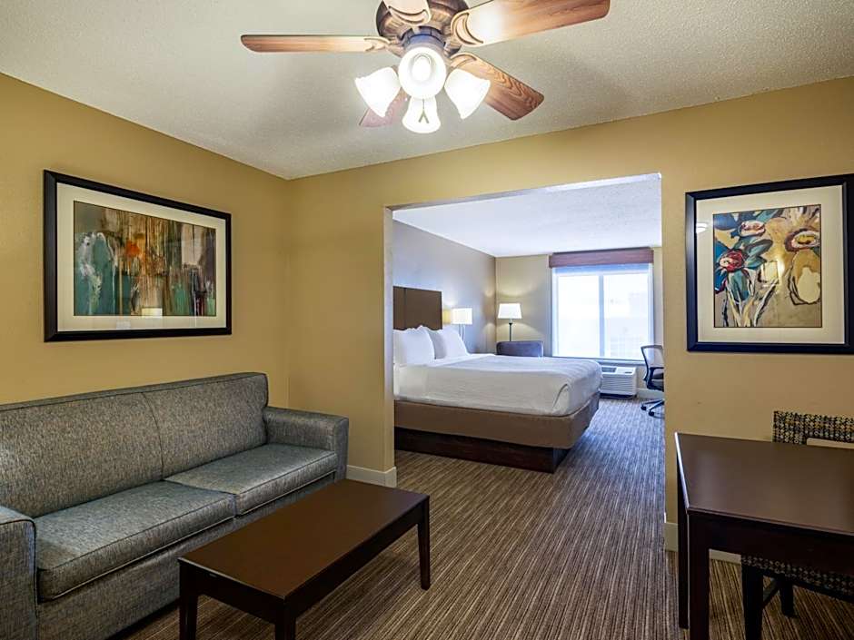 Holiday Inn Express Gas City By IHG