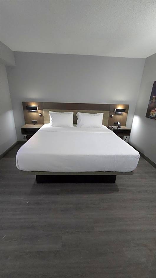 Best Western Plus Savannah Gateway