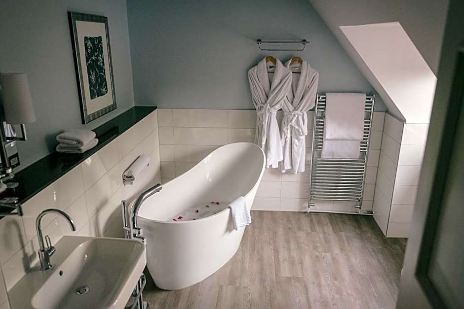 Hogarths Stone Manor