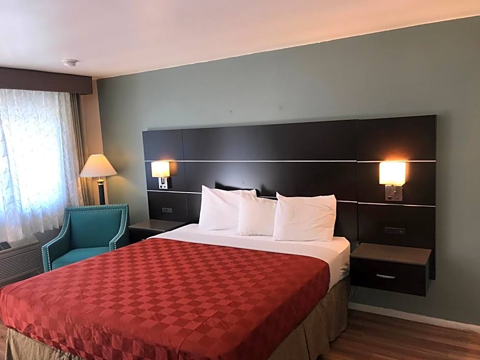 Olive Tree Inn & Suites