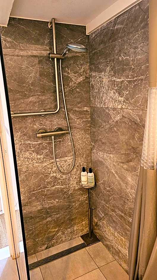 Your a Royalty - Equal Design by JoyJoyJoy - Top Floor and Top Views - Creating houses for the poor