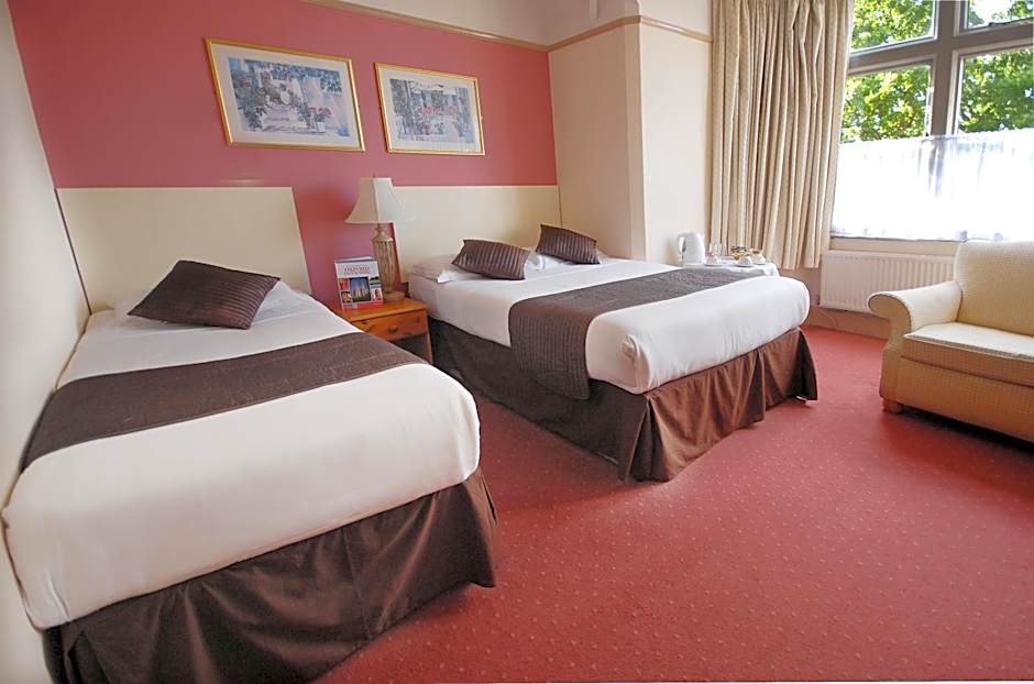 Tree Hotel at Iffley