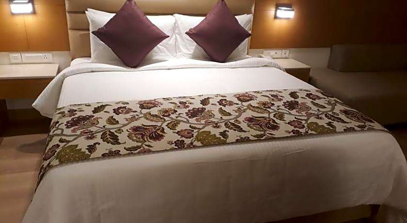 Nataraj Sarovar Portico