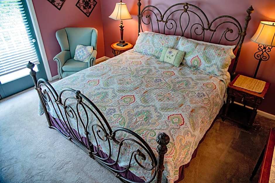 Elk River Hotel & Cafe