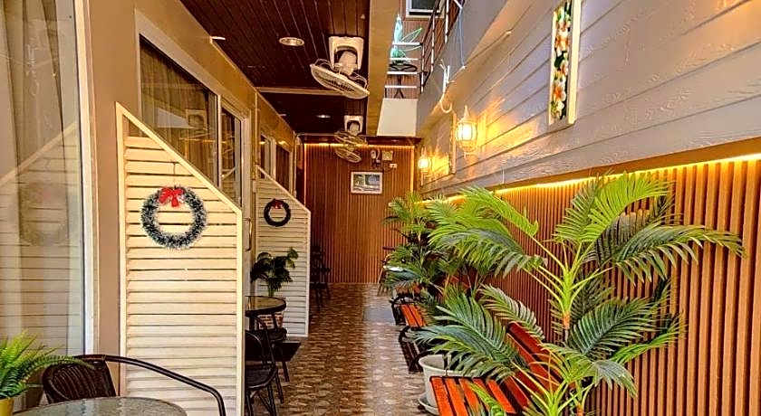 Chilli Hotel & Restaurant