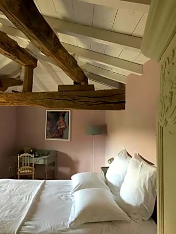Deluxe Double Room with Shower