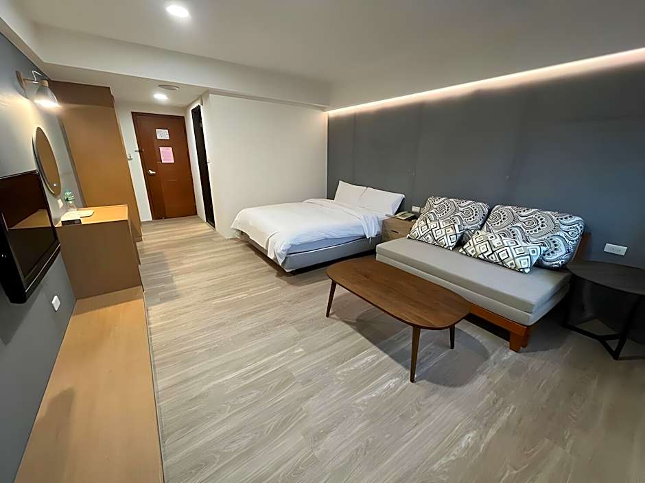 Yawan Hotel
