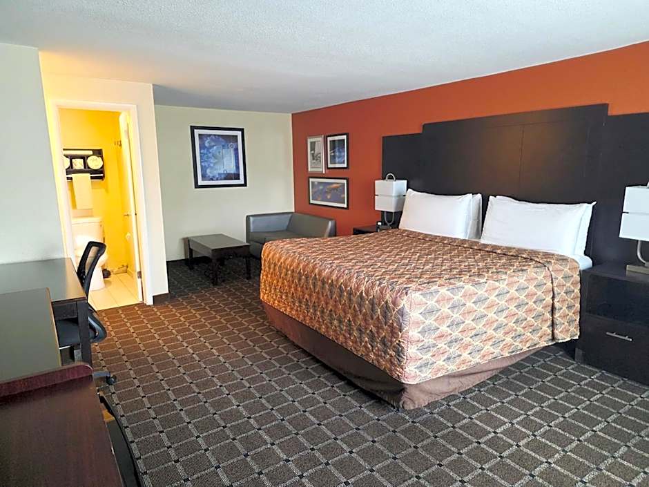 Oregon Trail Inn and Suites
