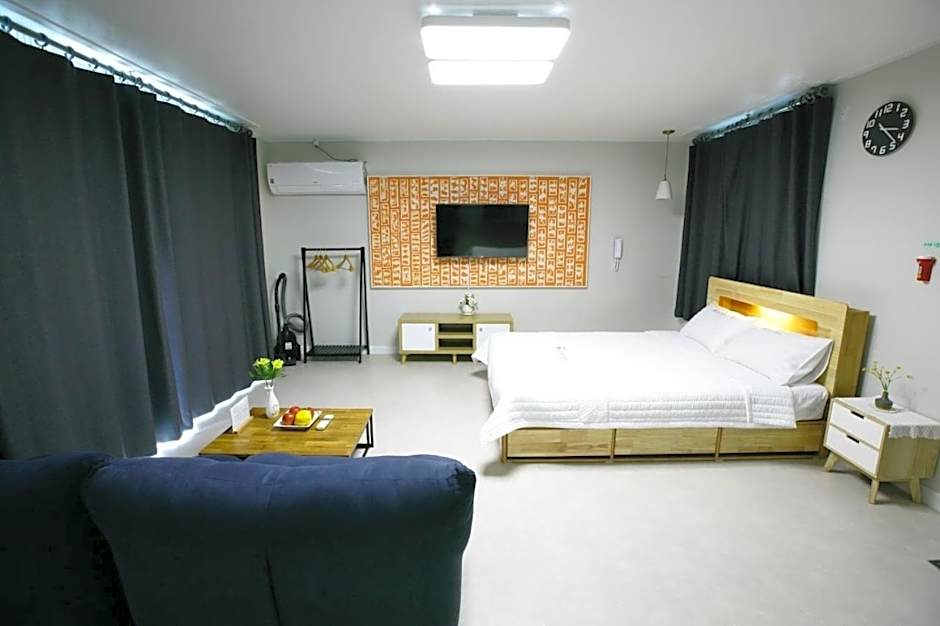 Damyang Thirasia Pension