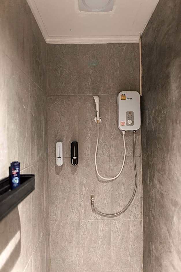 Private house 4bedrooms at Thonglor 4bath5toilet 10people