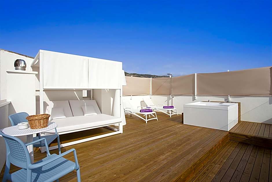 FERGUS Style Palmanova - Adults Only