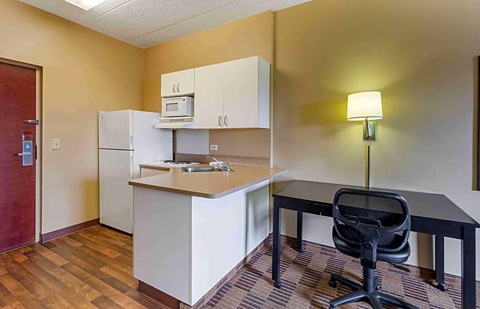 Extended Stay America Suites - Chicago - Elmhurst - O Hare