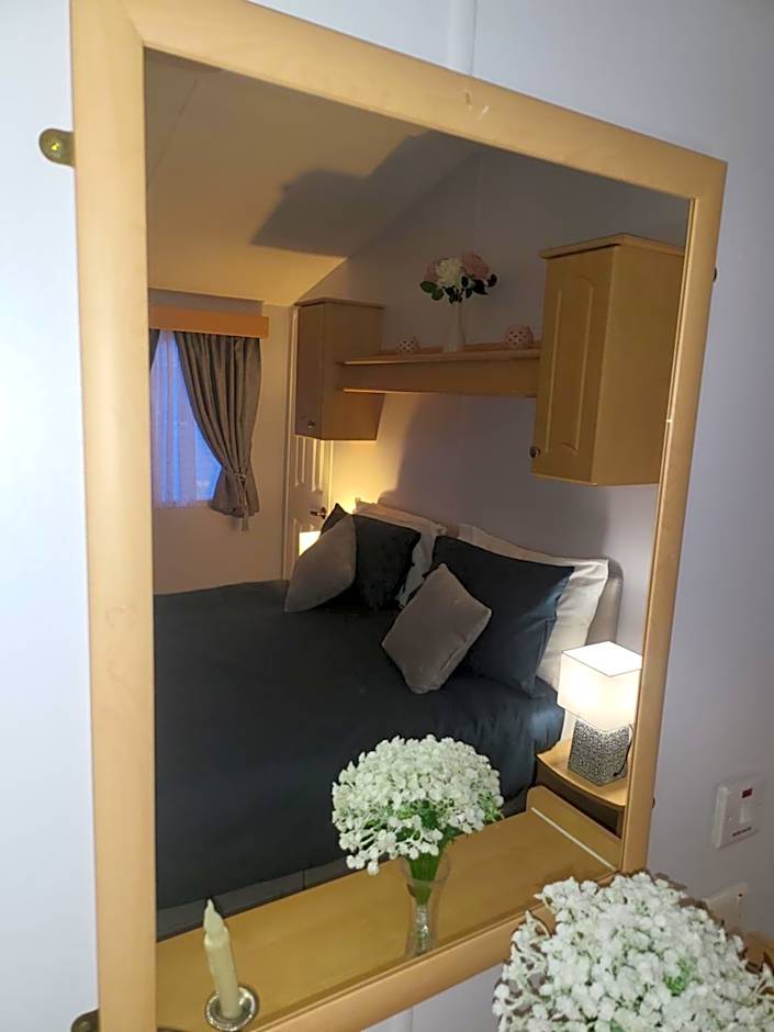 Vacation Escape - Valley Farm -Clacton-on-sea - Holiday Park