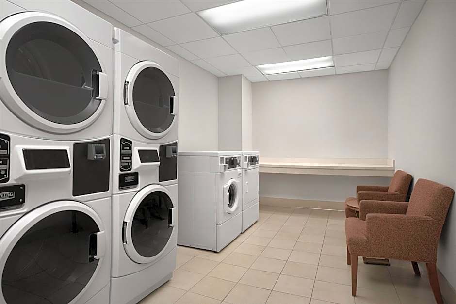 Hilton Garden Inn Denver Downtown