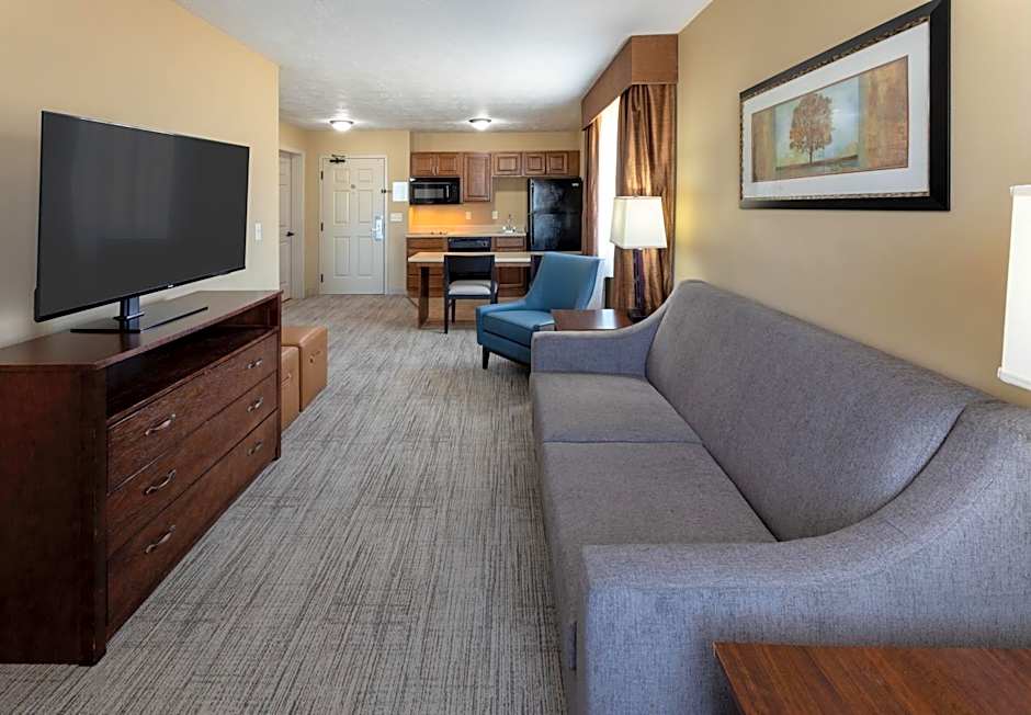 GrandStay Inn & Suites of Luverne