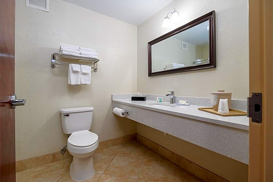 Quality Inn & Suites Lexington South