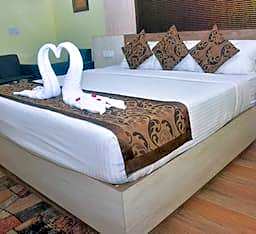 Hotel Arya Palace