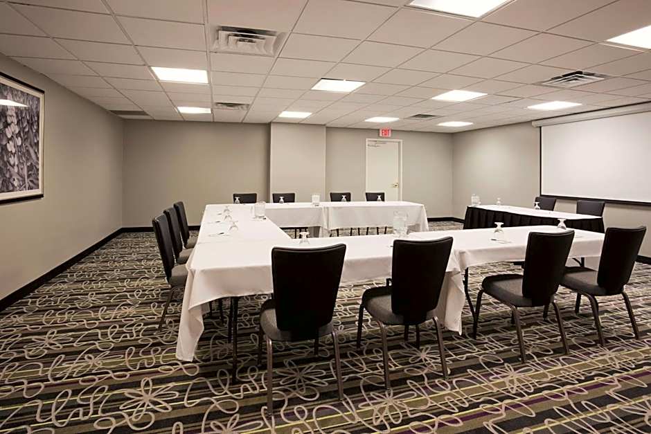 La Quinta Inn & Suites by Wyndham Minneapolis Bloomington West