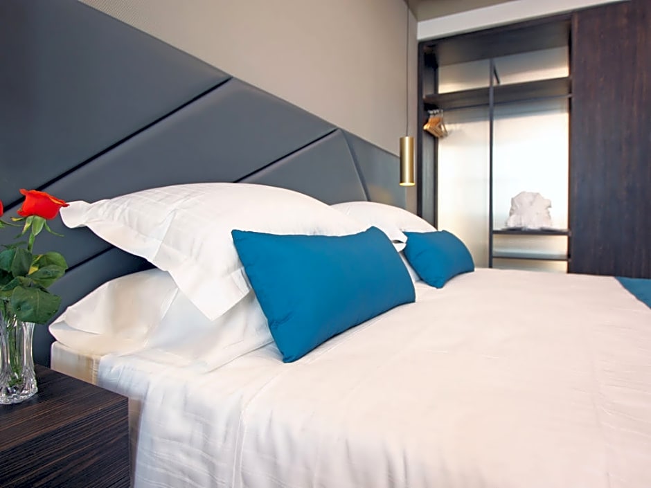 The Hive Hotel