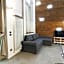 Alessia's Flat - Mac Mahon