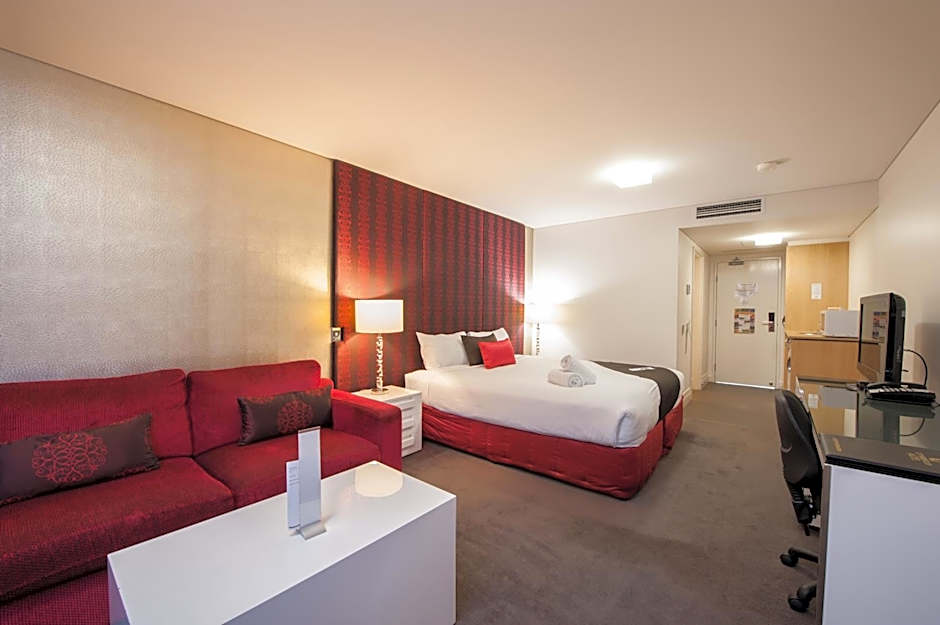 City Golf Club Motel