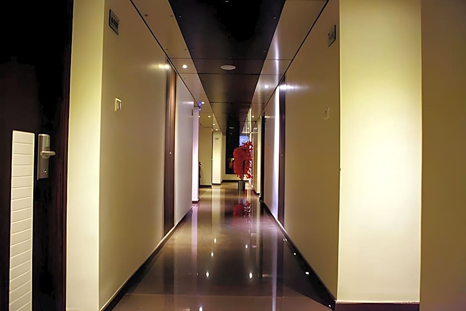SBS Grand Hotel