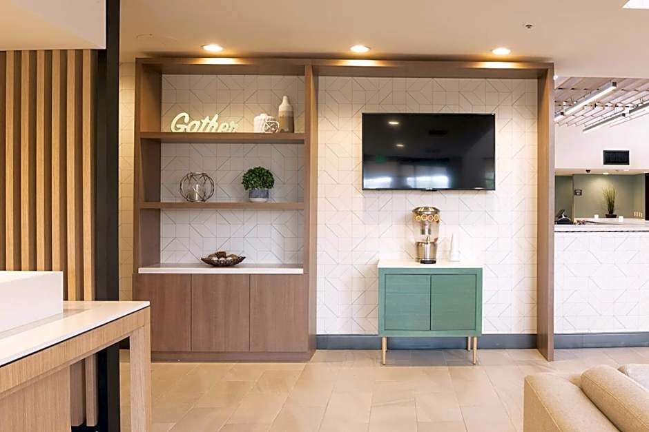 Holiday Inn Santa Ana-Orange County Airport By IHG