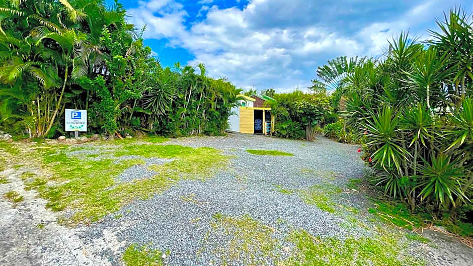 Gite LES CALEBASSIERS