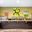 La Quinta Inn & Suites by Wyndham Emporia