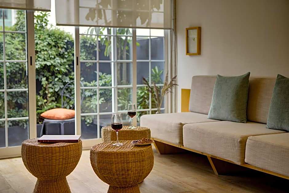 Reforma Guest House