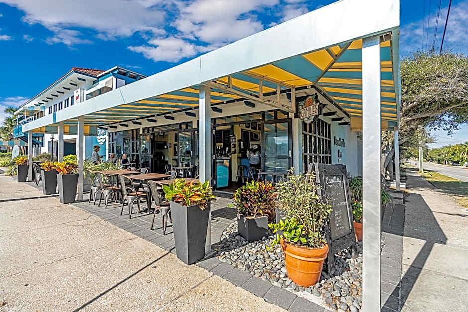 Beachside Inn