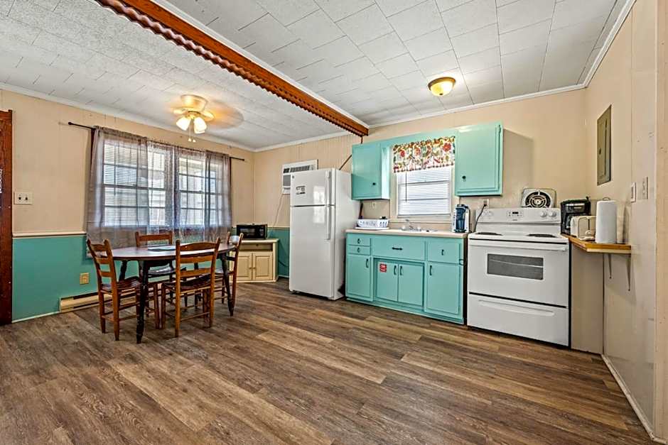 Oceanside Court by KEES Vacations